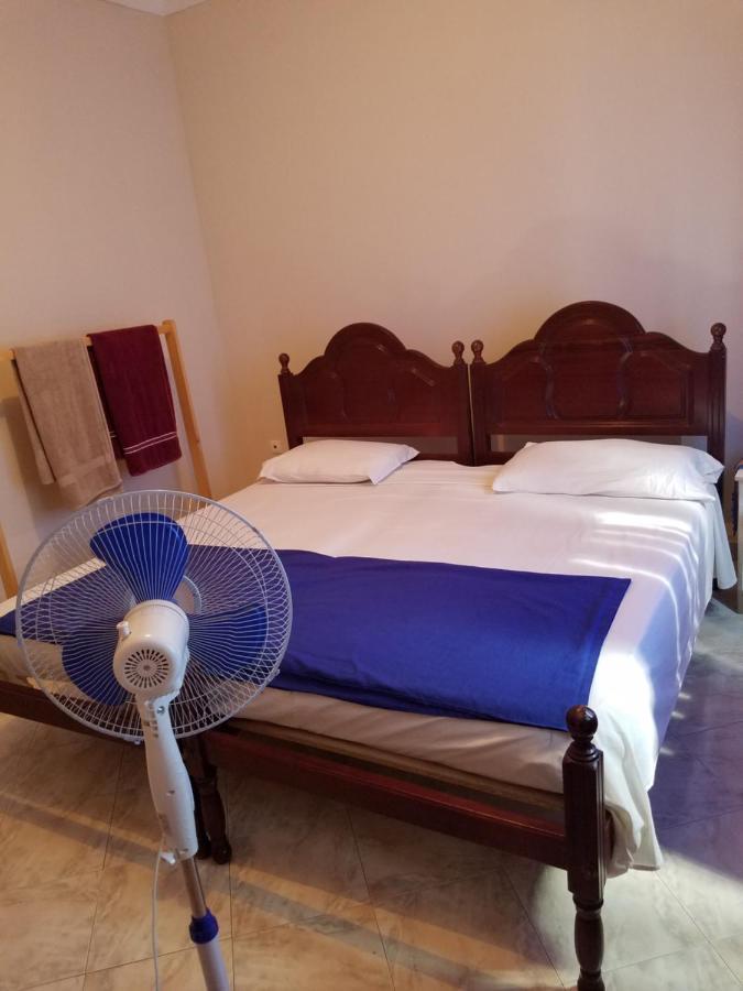 סאו פיליפי Chez Albino Guest House מראה חיצוני תמונה